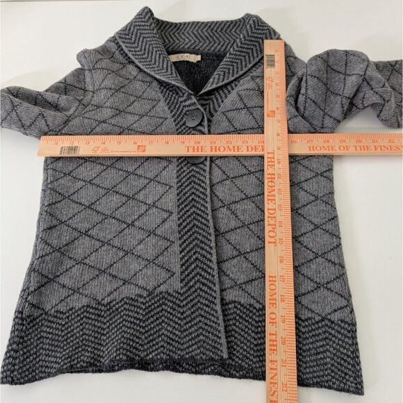 A Ida Cardigan Womens Size Large Gray Wool Blend Made in Italy 2 Button Sweater - Picture 9 of 11